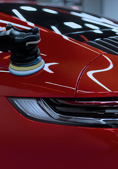 Renovace laku automobilu